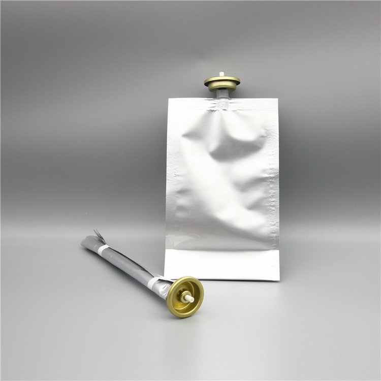 150ml化妆用品类二元阀袋 马口铁杯